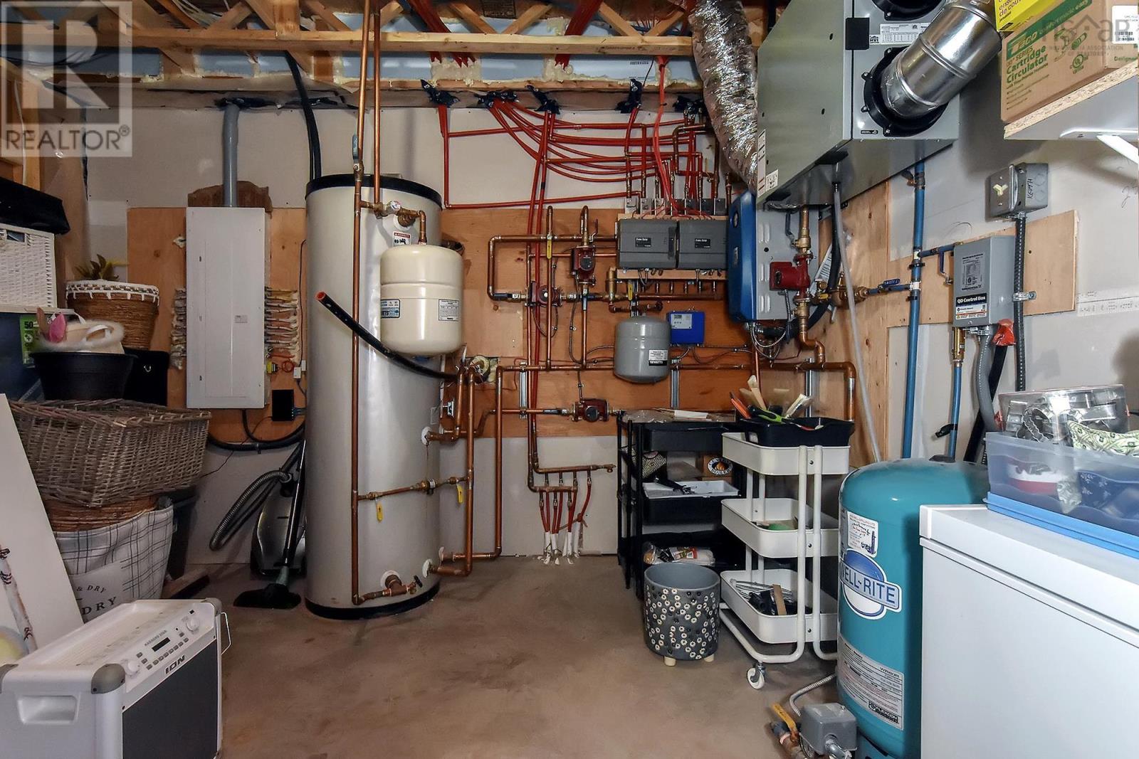 Property 39 of 49 of 9409 Highway 215