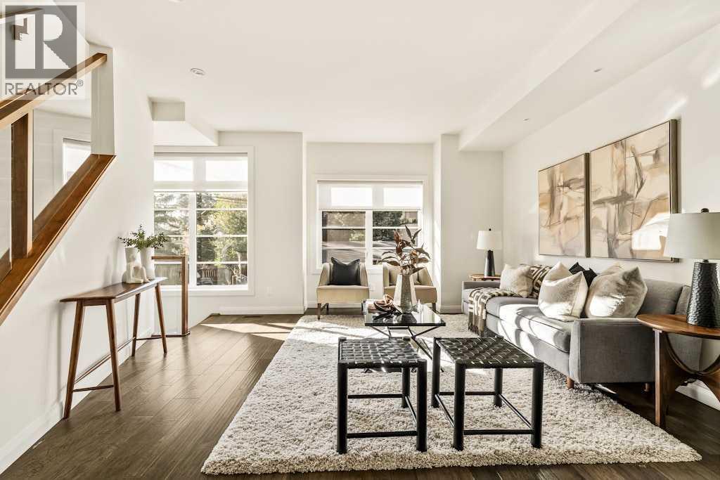 Single Family House for Sale in   Avenue SW Parkhill Calgary 