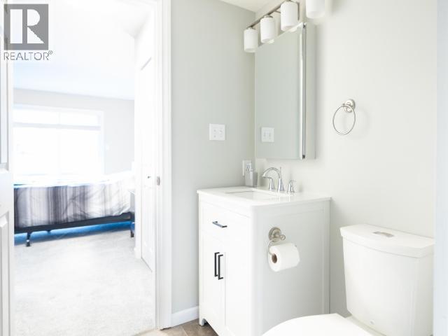 202-4685 JOYCE AVE, Powell River