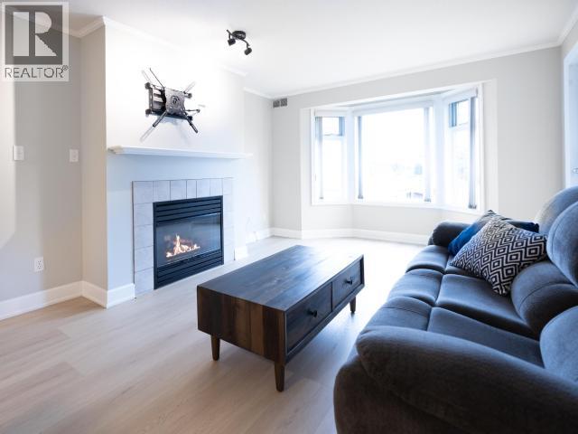 202-4685 JOYCE AVE, Powell River