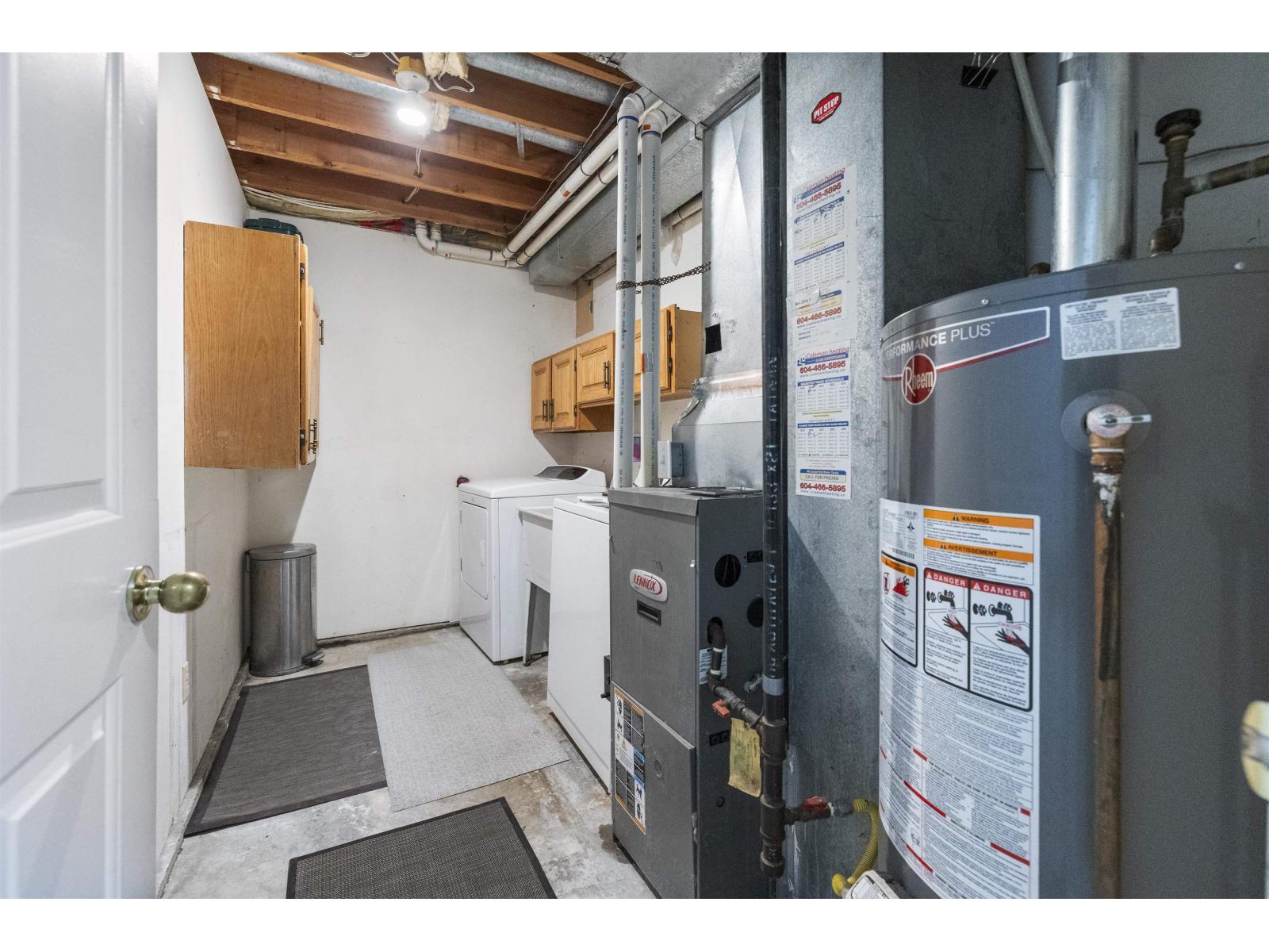 16122 92 AVENUE, Surrey