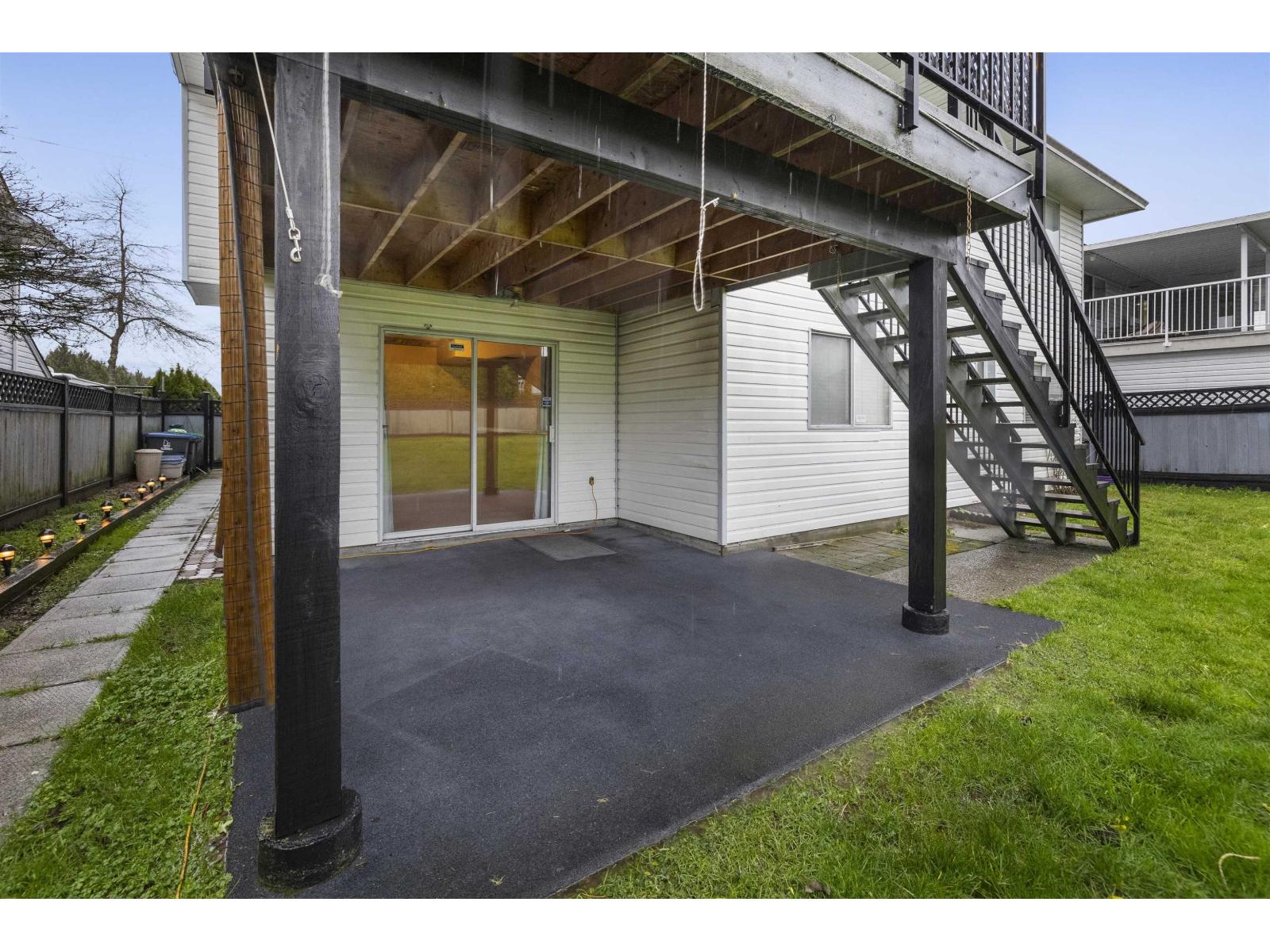 16122 92 AVENUE, Surrey