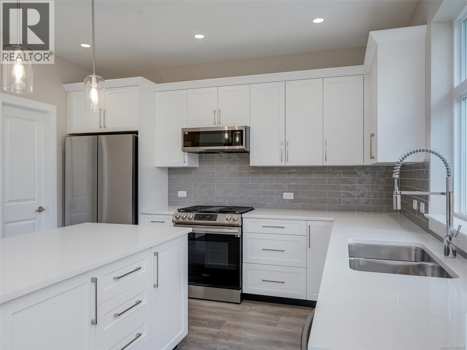 2511 Patterson Pl, Sooke