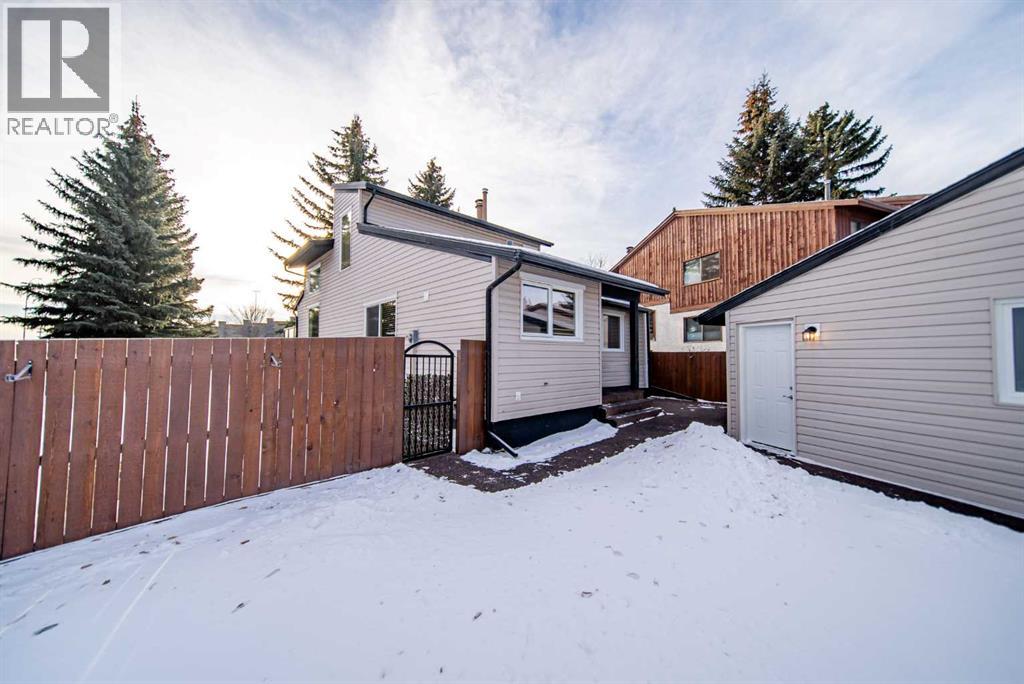 Single Family House 5 Level for Sale in  Ranchview Crescent NW Ranchlands Calgary 