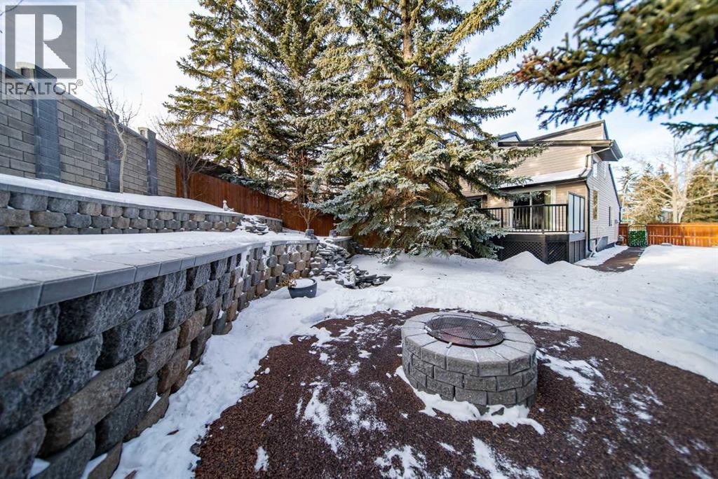 Single Family House 5 Level for Sale in  Ranchview Crescent NW Ranchlands Calgary 
