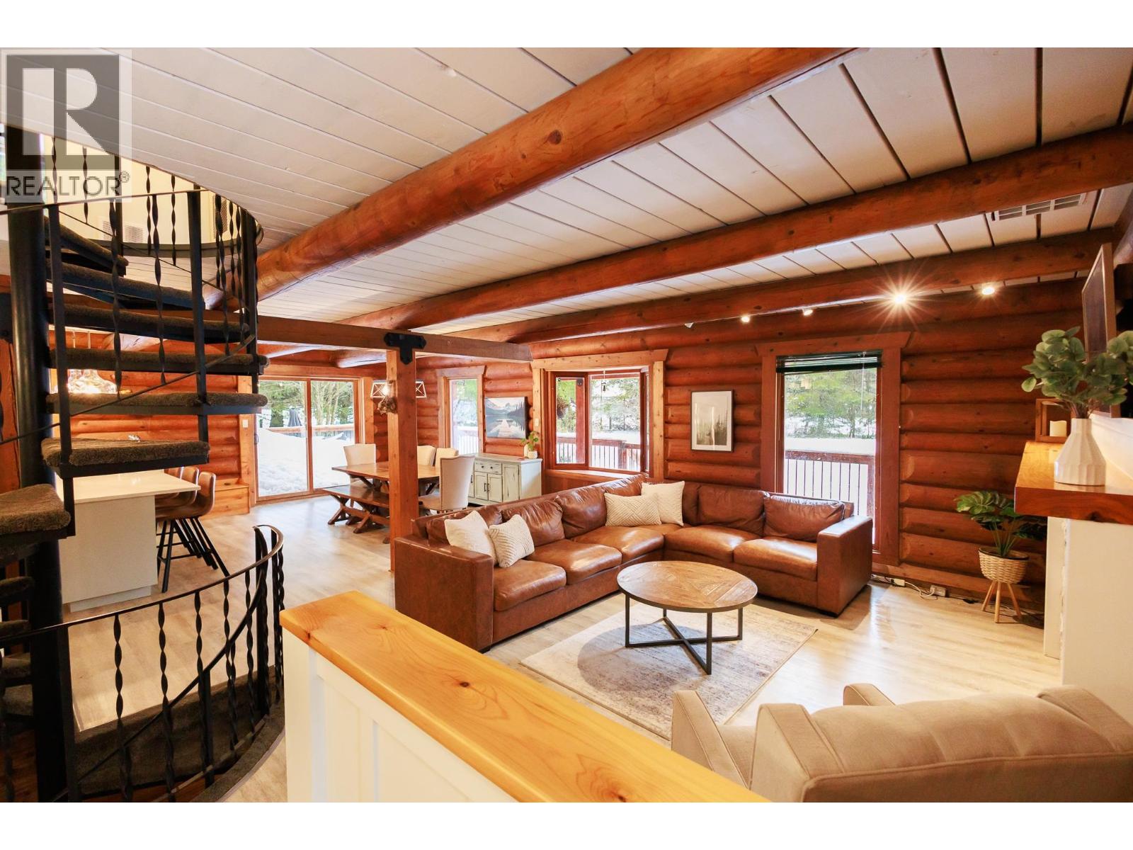 4550 COPPER RIVER Road, Terrace