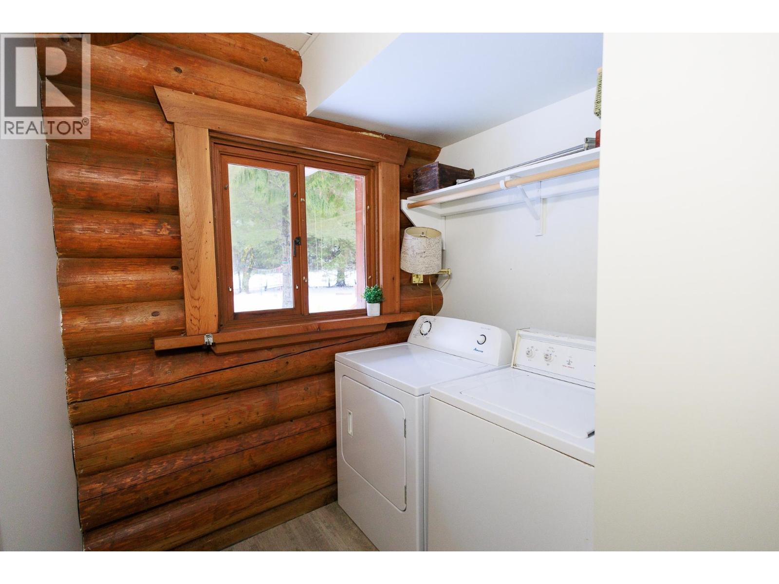 4550 COPPER RIVER Road, Terrace