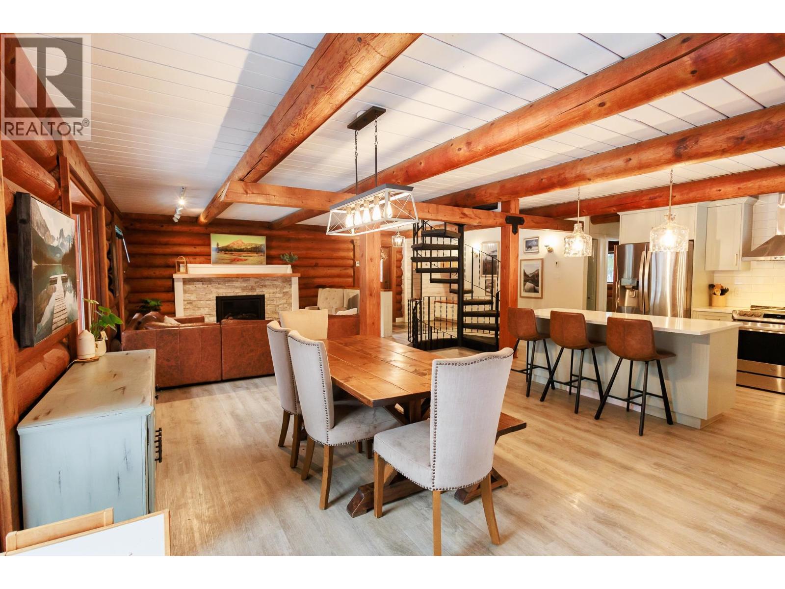 4550 COPPER RIVER Road, Terrace