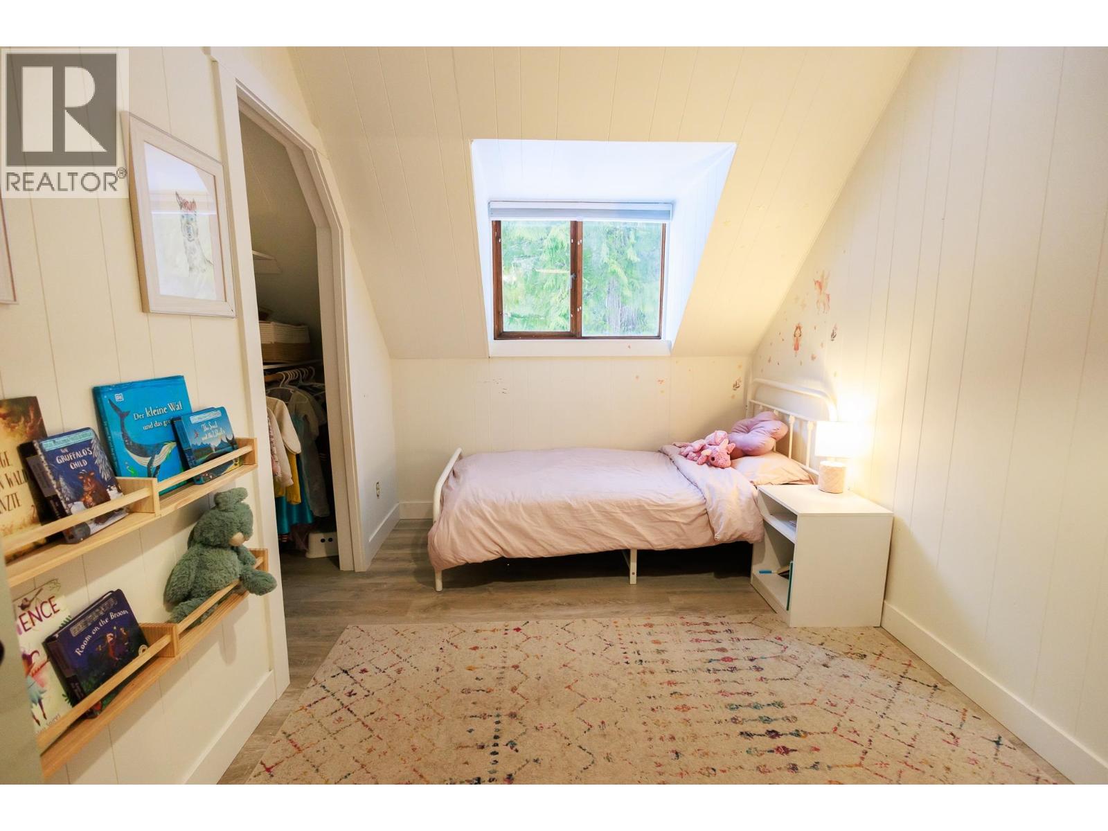 4550 COPPER RIVER Road, Terrace