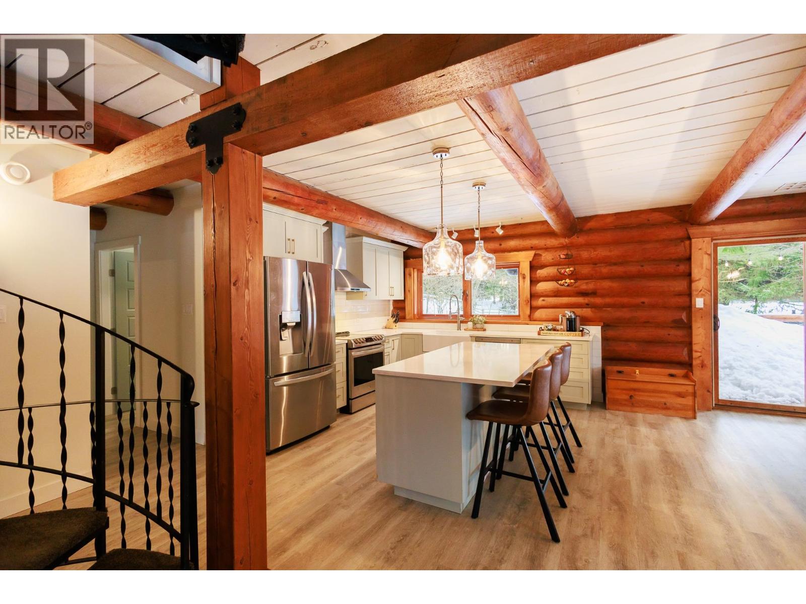 4550 COPPER RIVER Road, Terrace