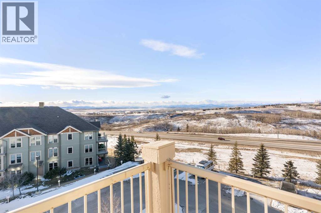 201 Sunset Drive, Cochrane