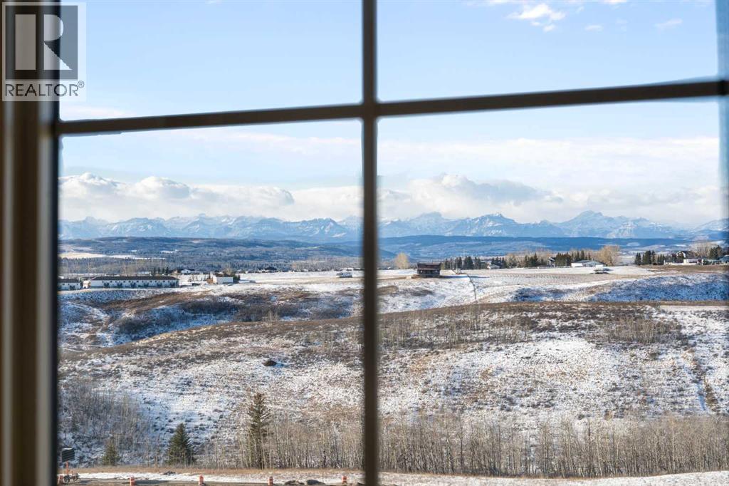 201 Sunset Drive, Cochrane