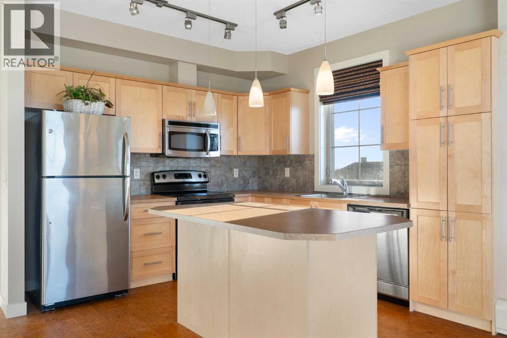 201 Sunset Drive, Cochrane