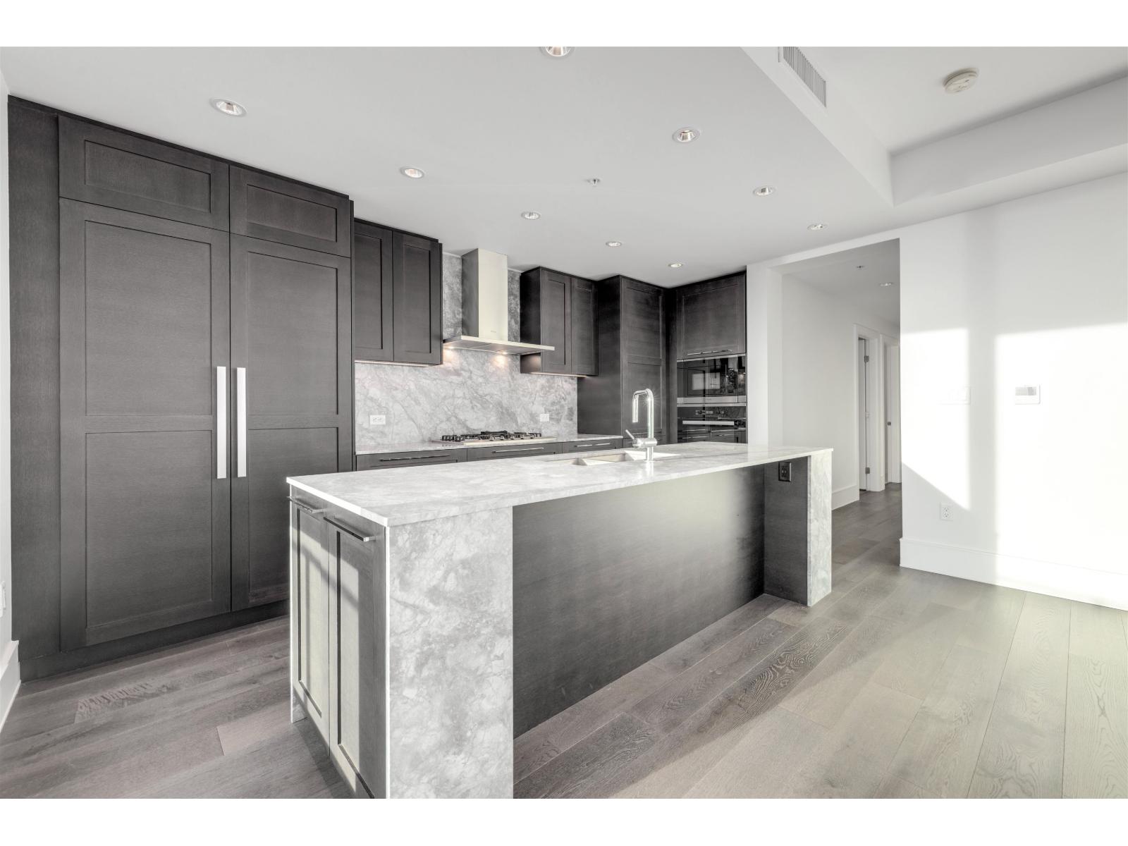 604 1501 FOSTER STREET, White Rock