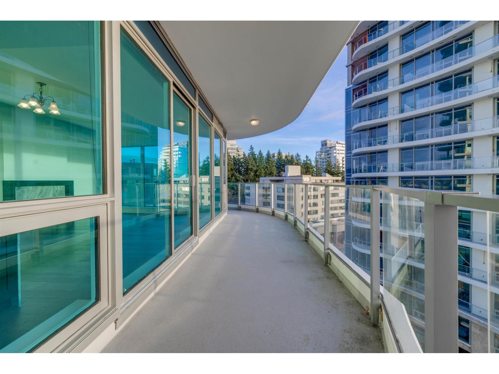 604 1501 FOSTER STREET, White Rock