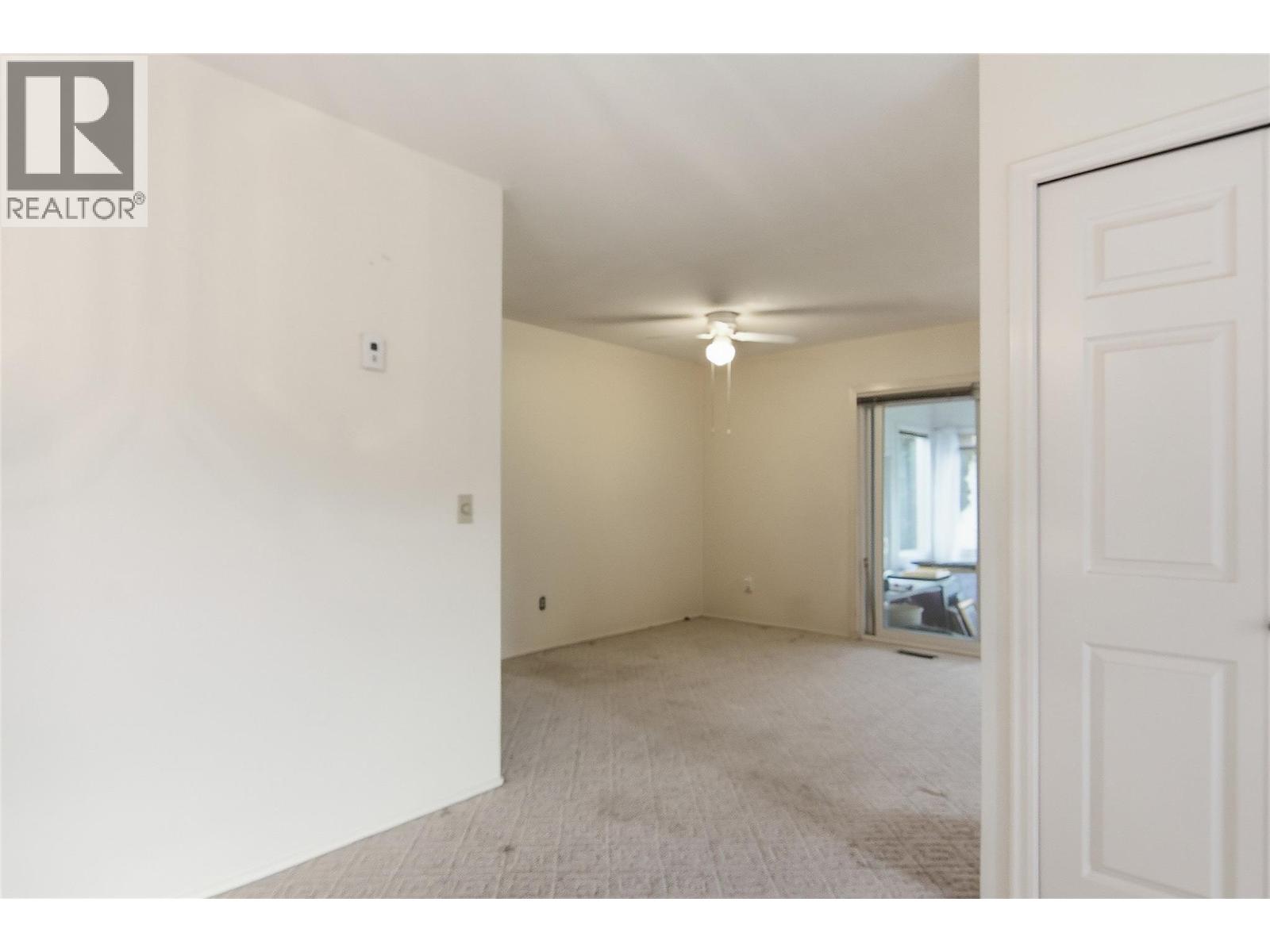 402 1260 Raymer Avenue, Kelowna