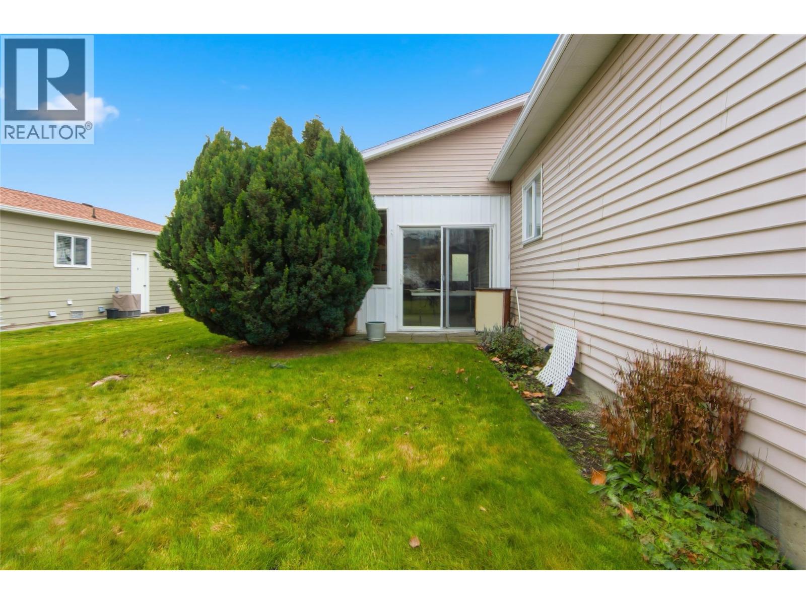 402 1260 Raymer Avenue, Kelowna