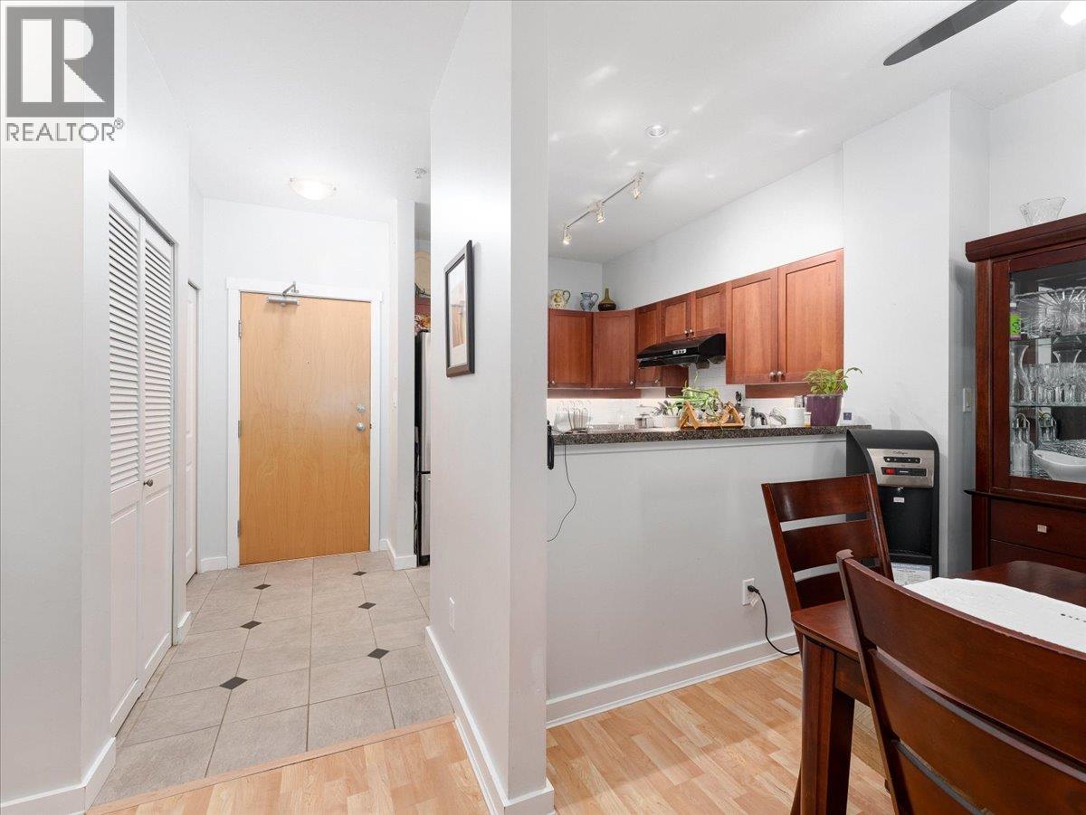 107 675 PARK CRESCENT, New Westminster