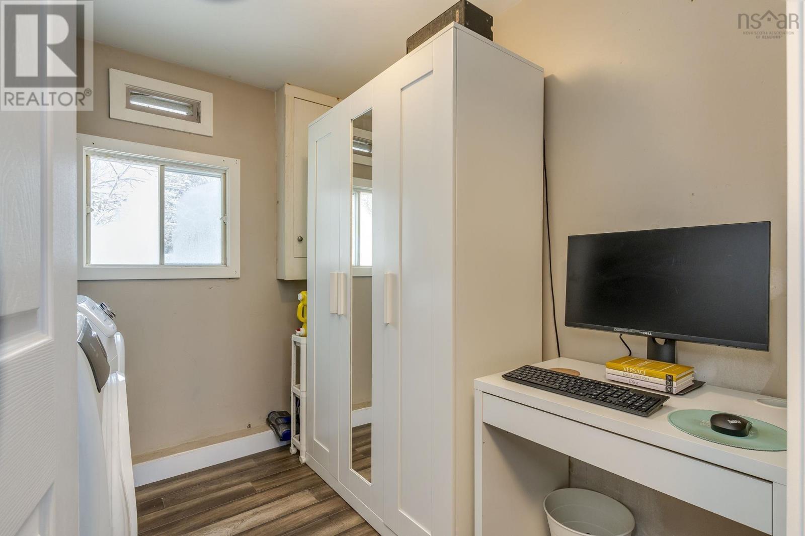 Property 20 of 43 of 1126 Highway 2