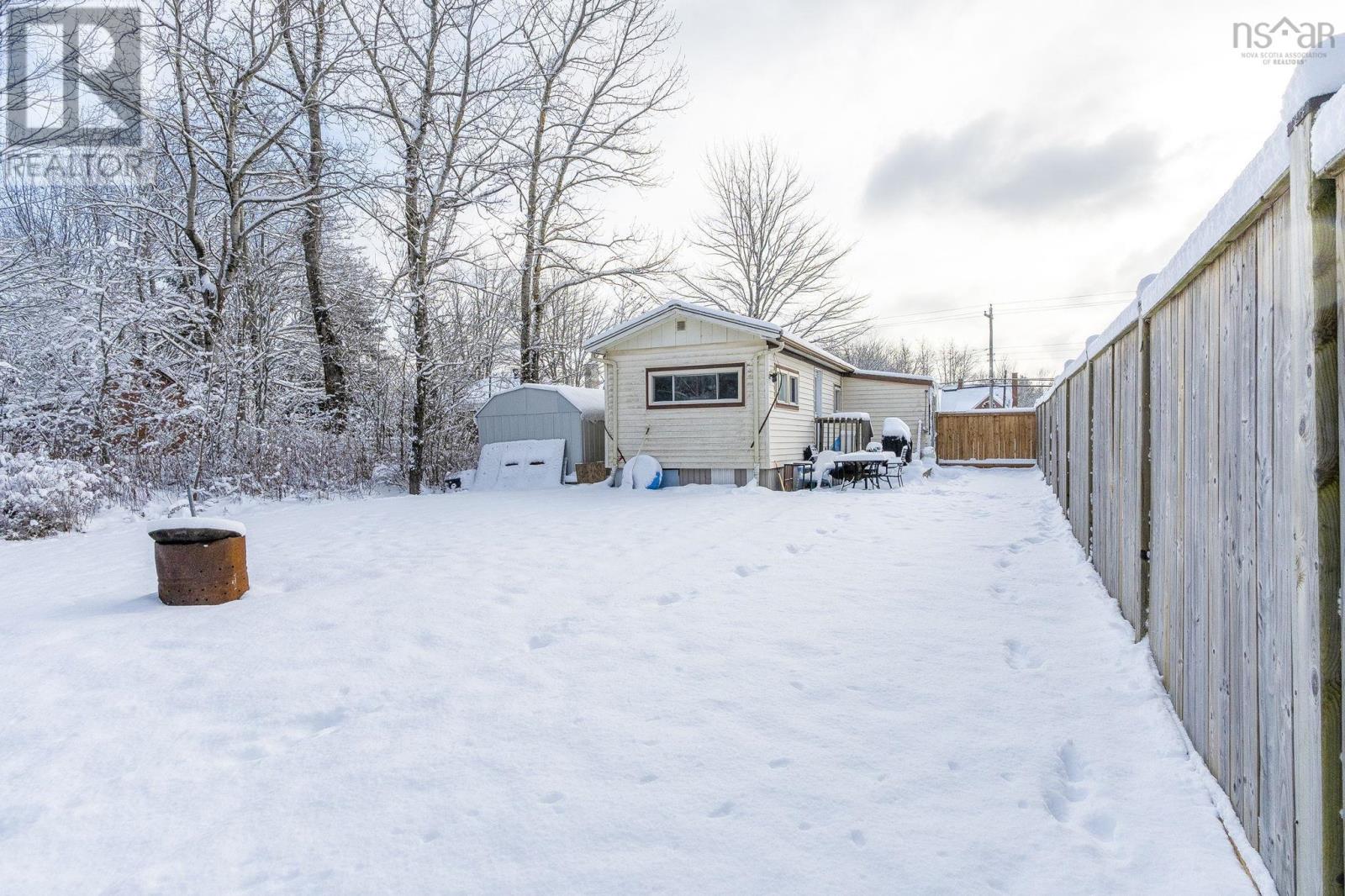 Property 4 of 43 of 1126 Highway 2