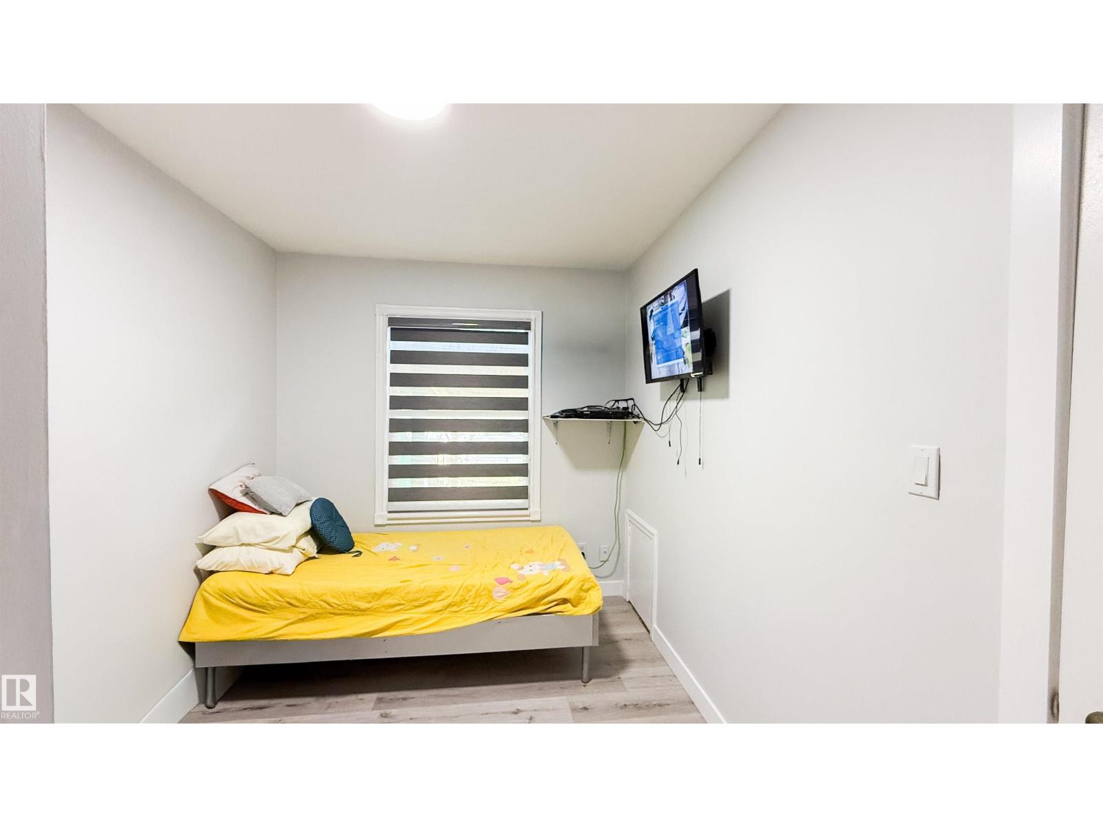 12005 40 ST NW, Edmonton