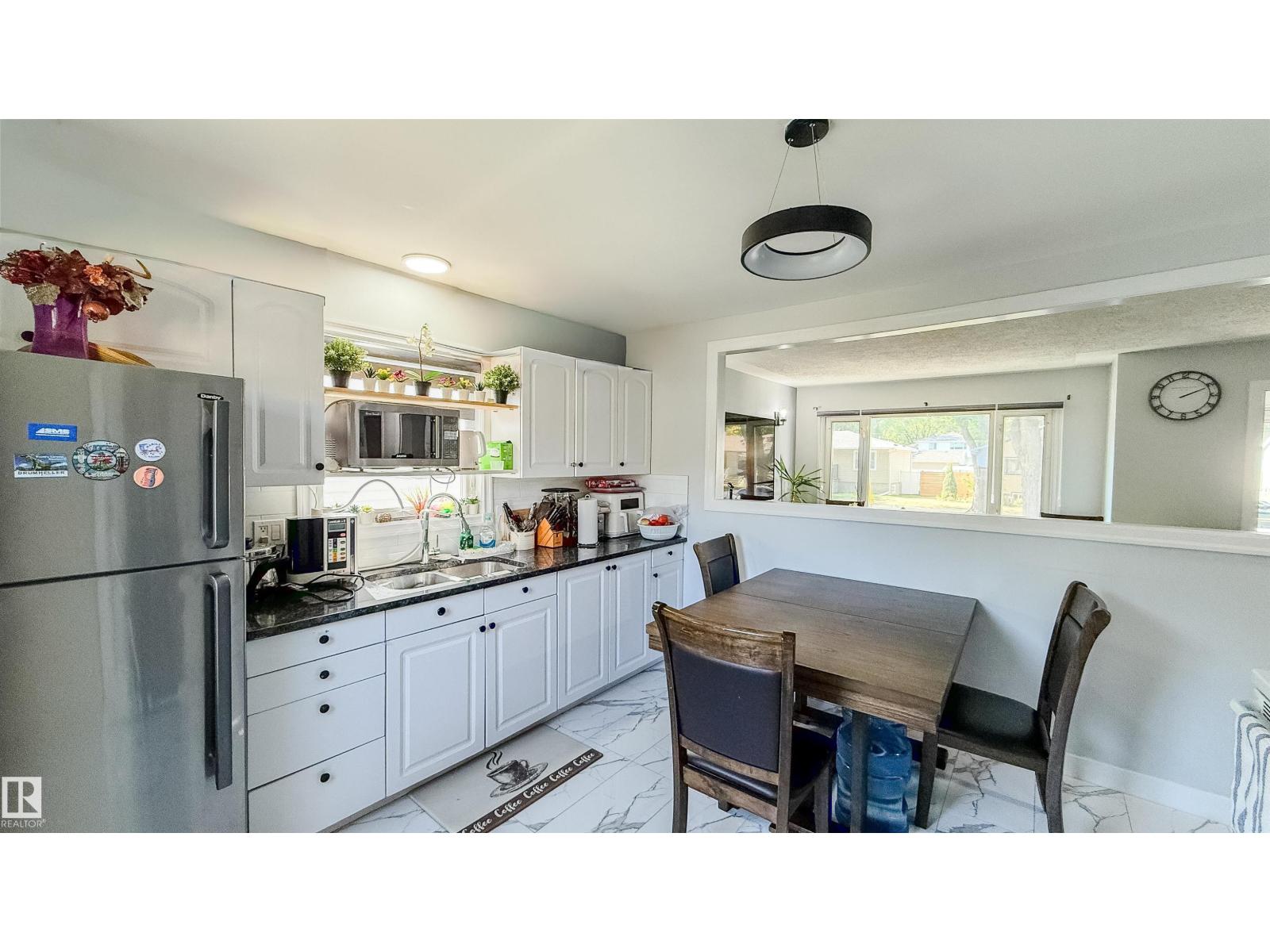 12005 40 ST NW, Edmonton