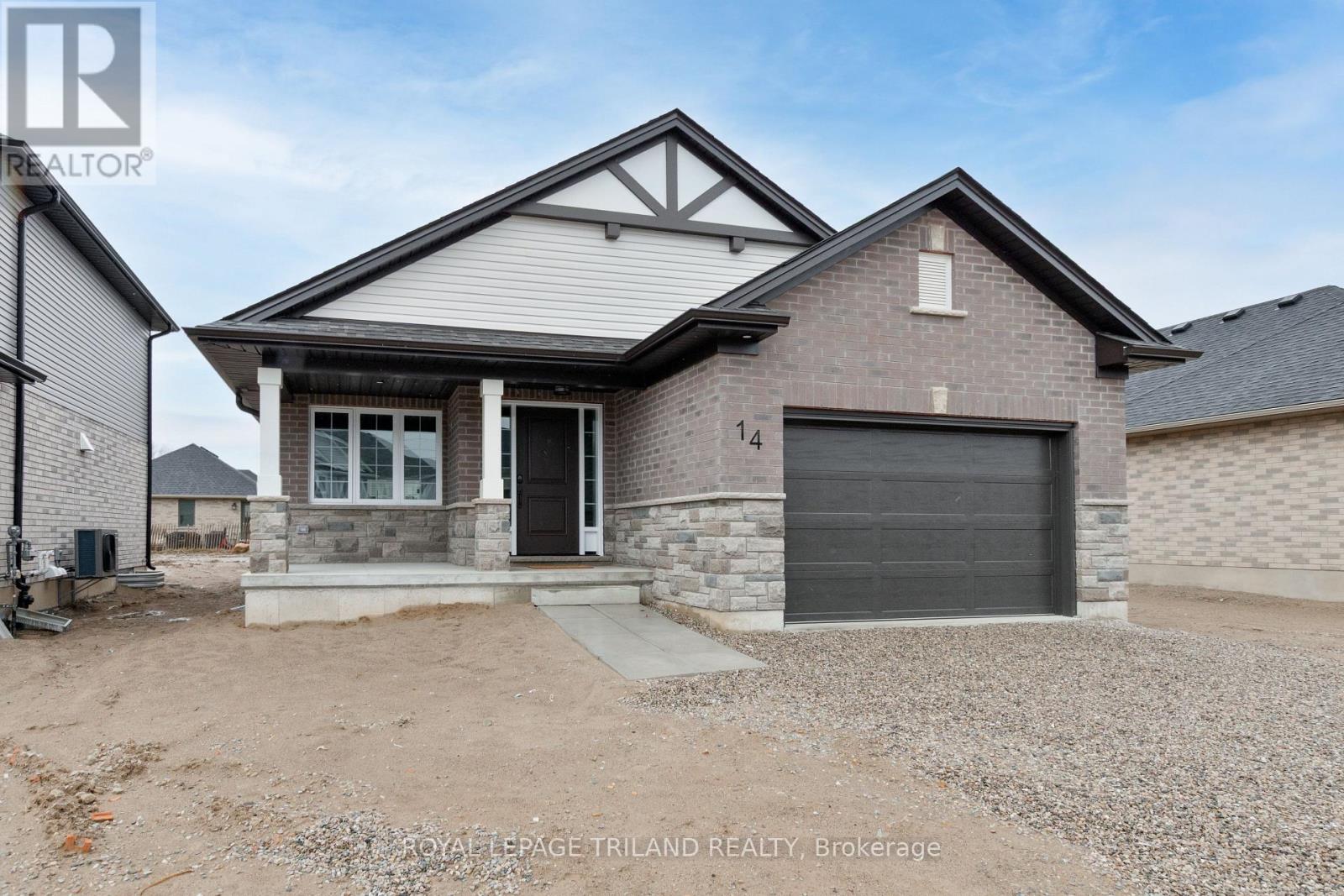 14 HARROW LANE, St. Thomas, Ontario