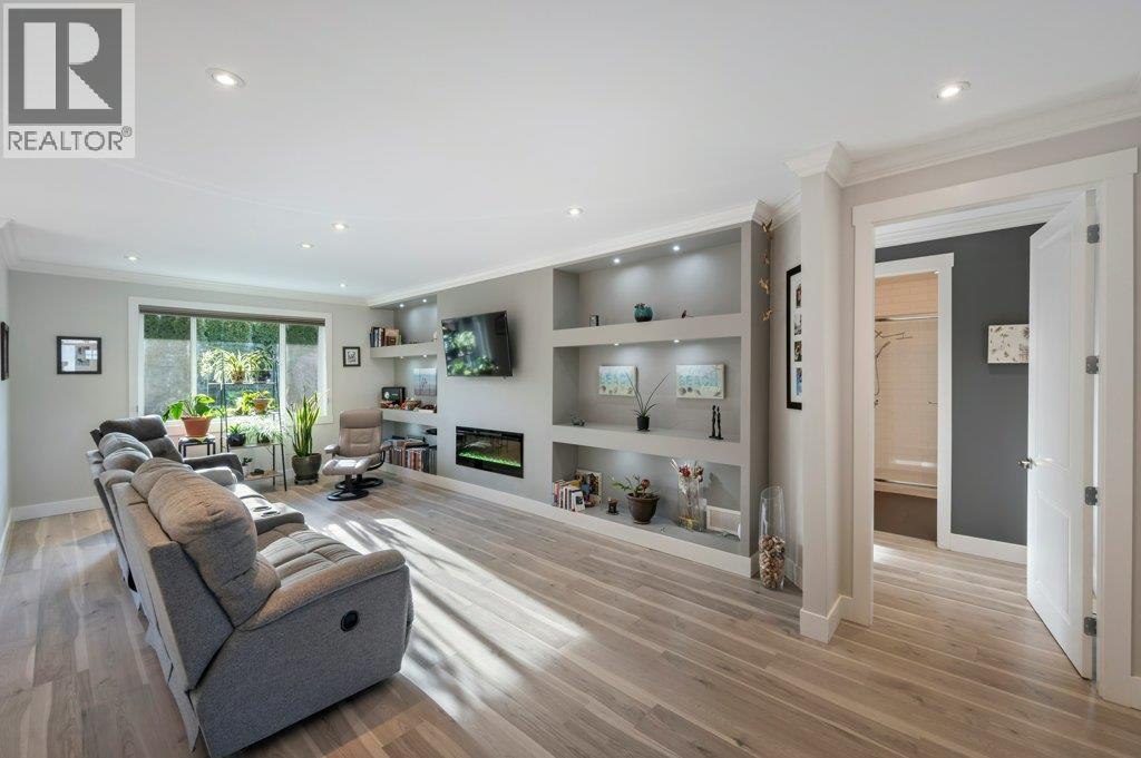 367 CHARDONNAY Avenue, Oliver