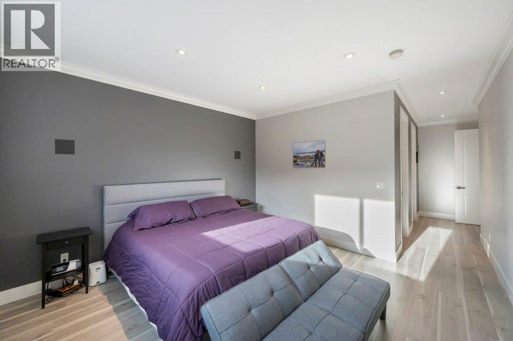 367 CHARDONNAY Avenue, Oliver