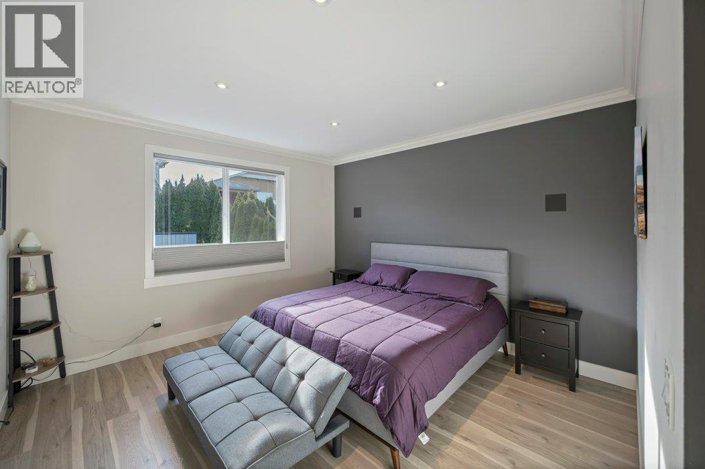 367 CHARDONNAY Avenue, Oliver