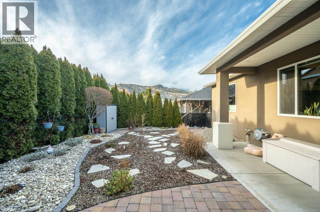 367 CHARDONNAY Avenue, Oliver