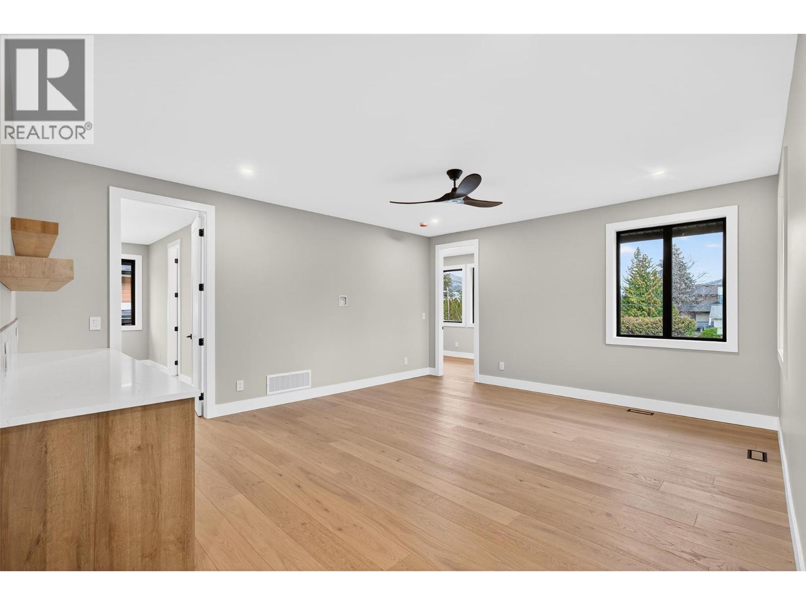  2235 Thacker Drive, West Kelowna