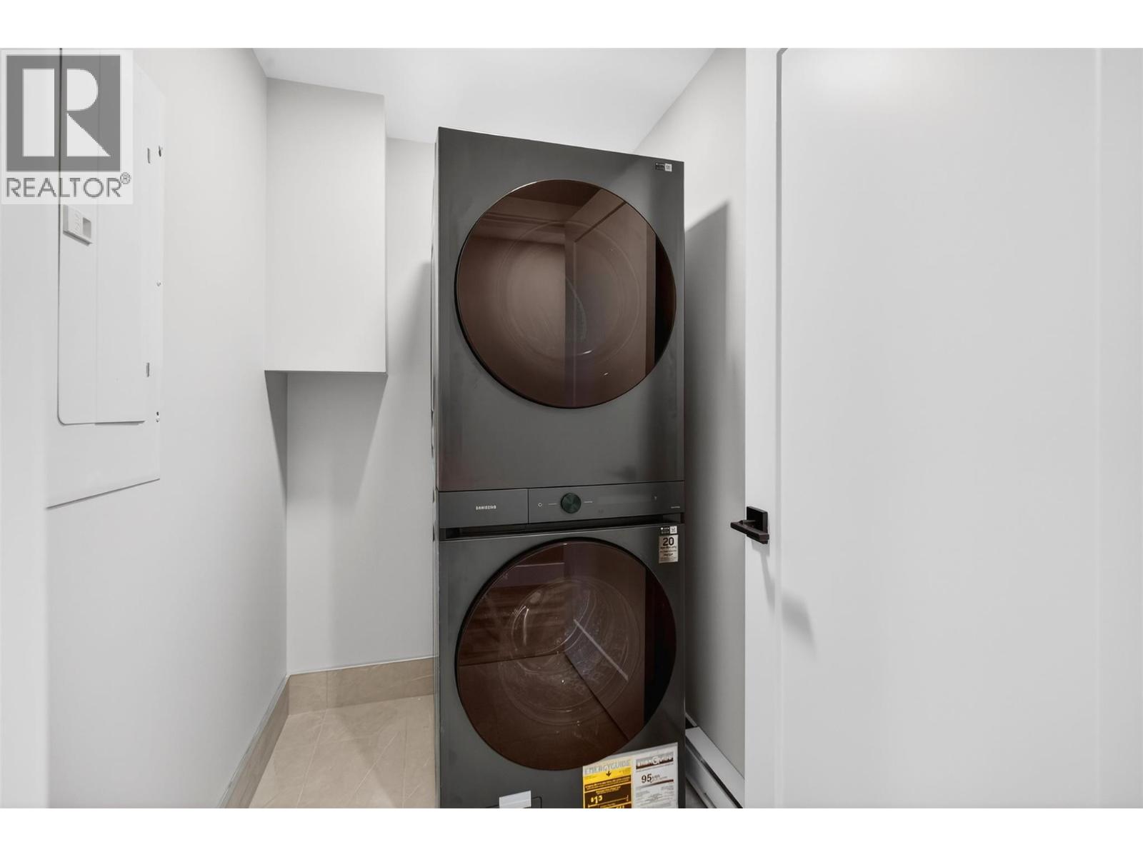  2235 Thacker Drive, West Kelowna