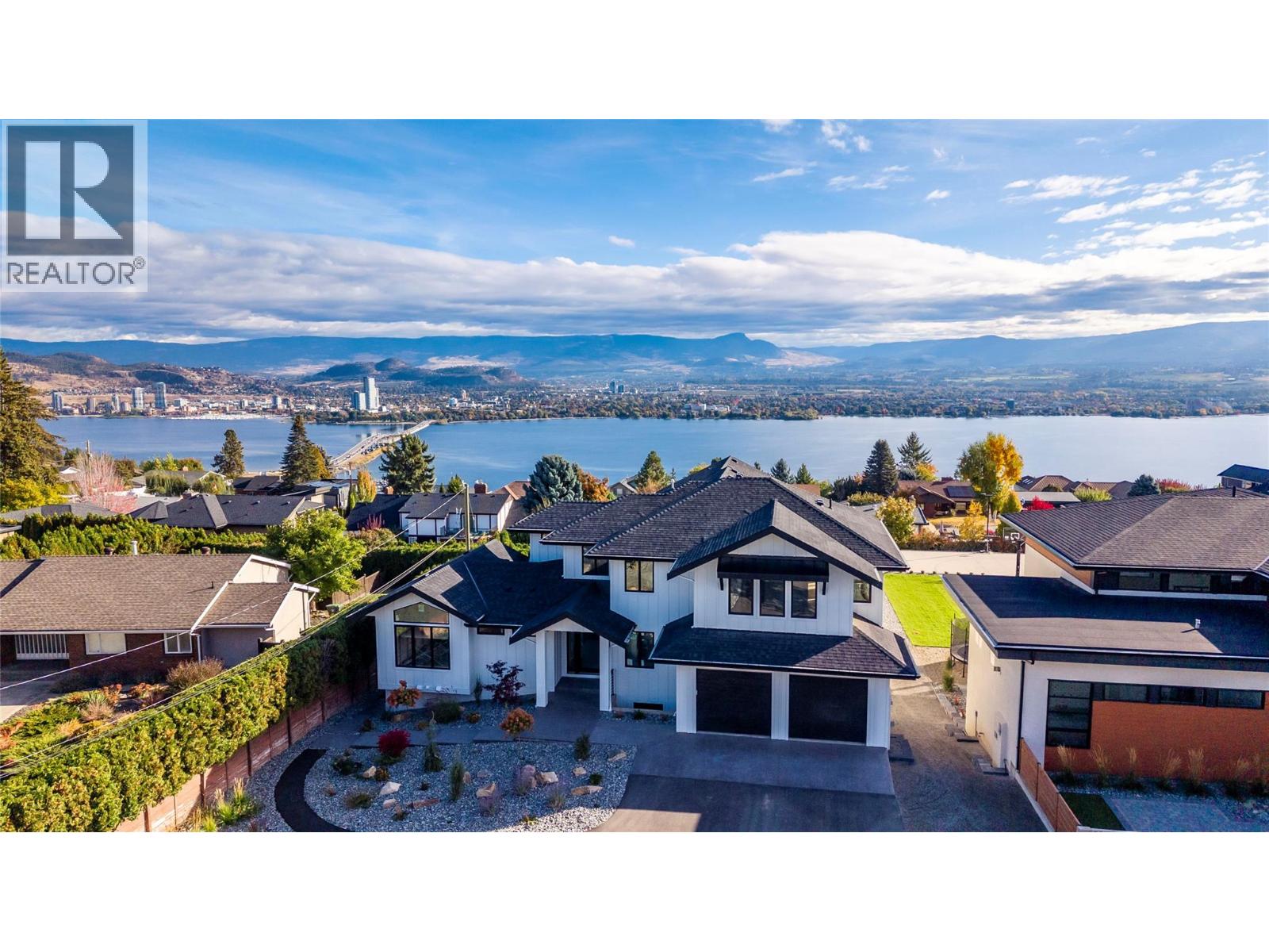  2235 Thacker Drive, West Kelowna