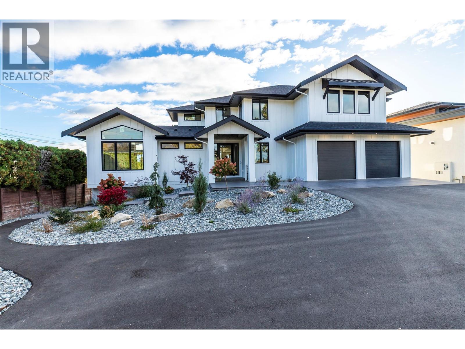  2235 Thacker Drive, West Kelowna