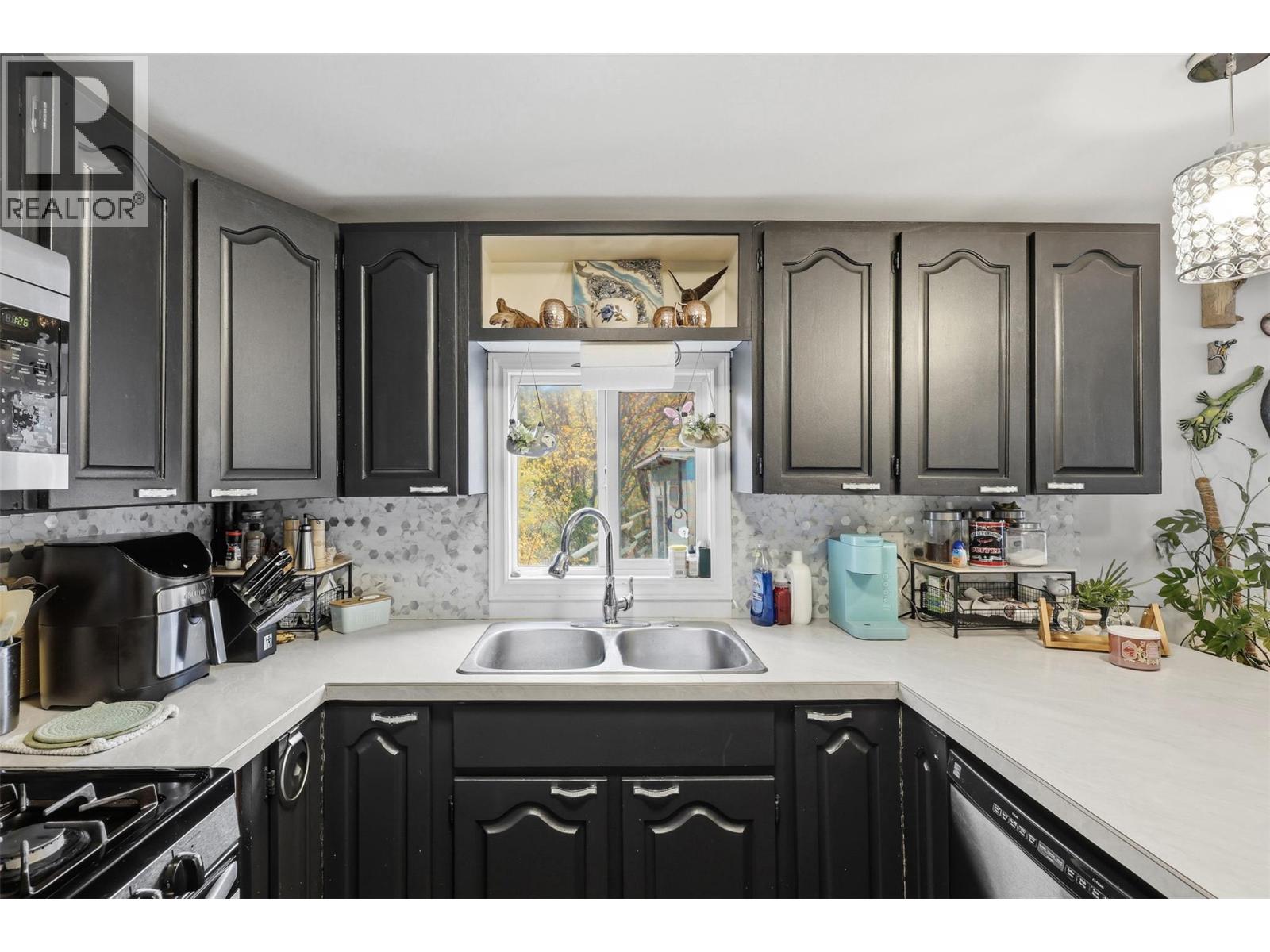 #10 1055 OLD CARIBOO ROAD - 8