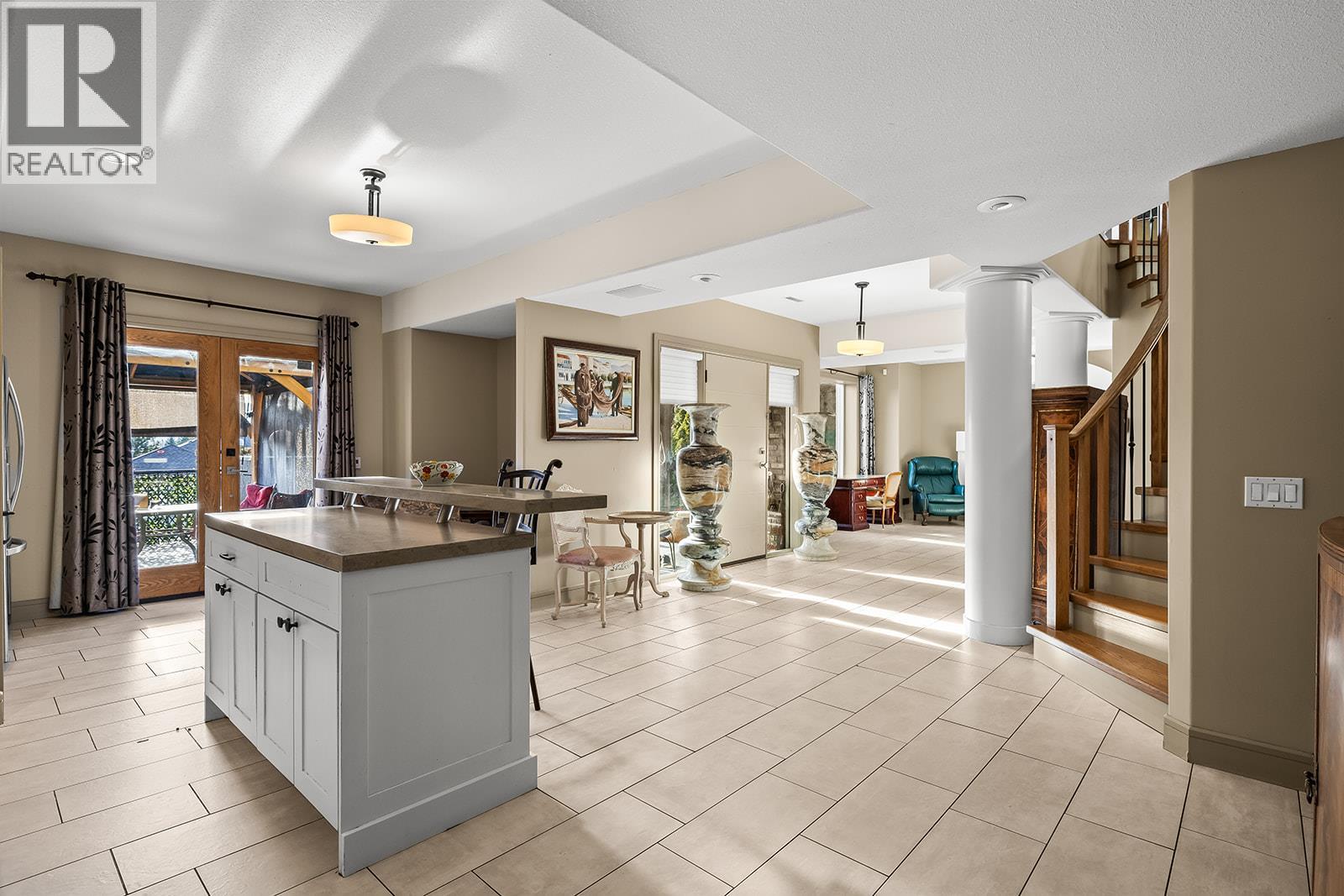  2376 Nahanni Court, Kelowna