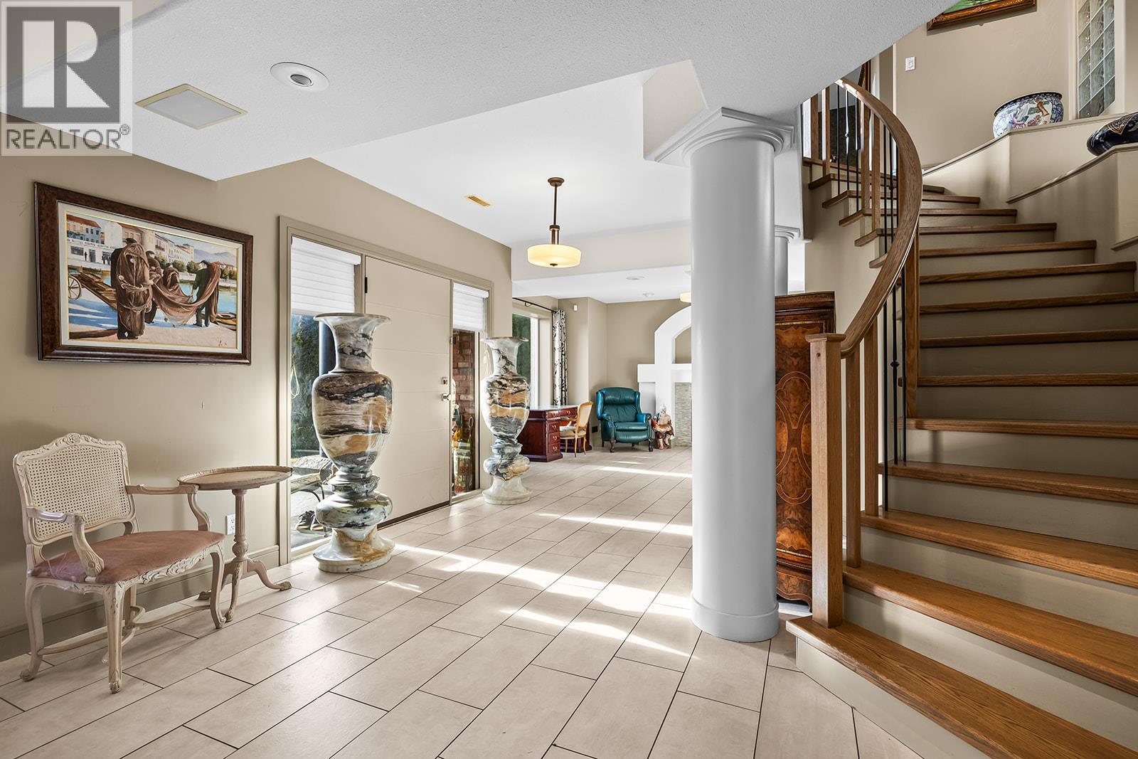  2376 Nahanni Court, Kelowna