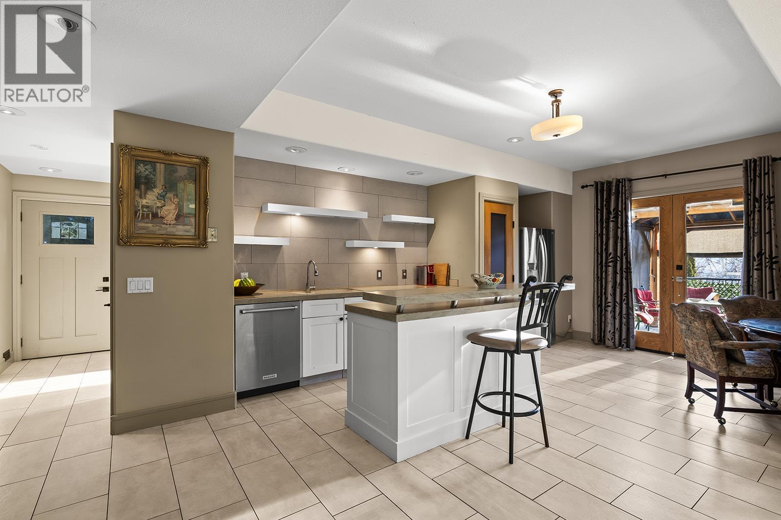  2376 Nahanni Court, Kelowna