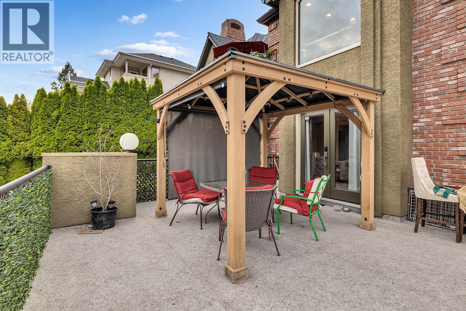  2376 Nahanni Court, Kelowna