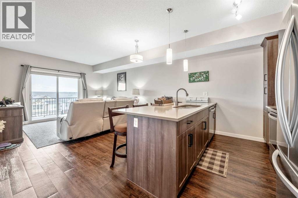 101 Sunset Drive, Cochrane