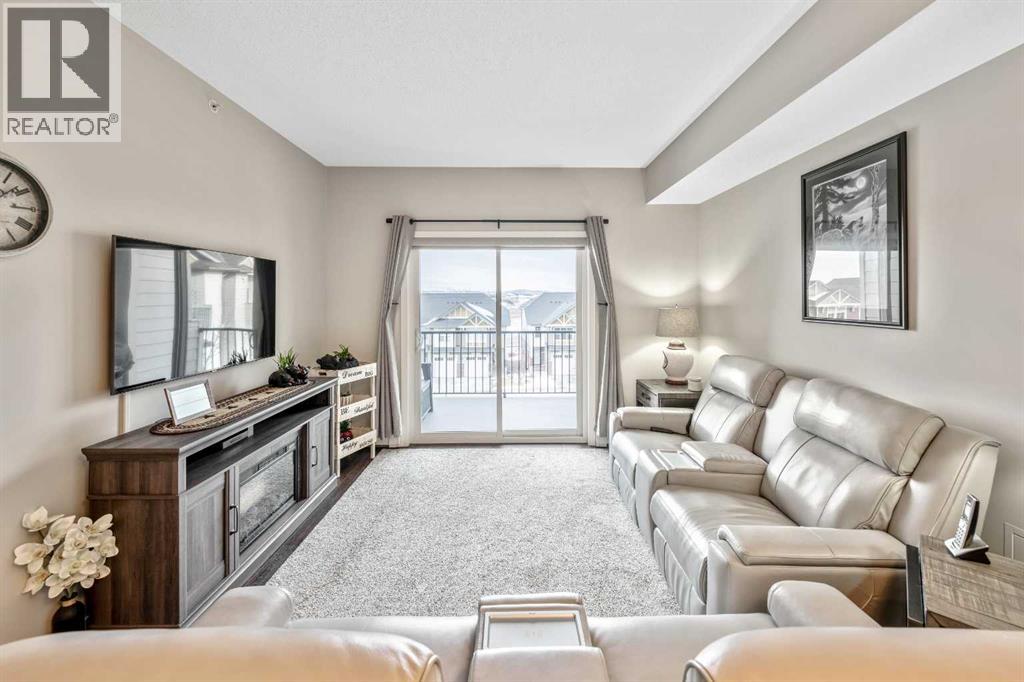 101 Sunset Drive, Cochrane