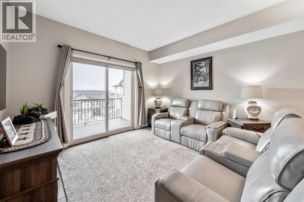 101 Sunset Drive, Cochrane