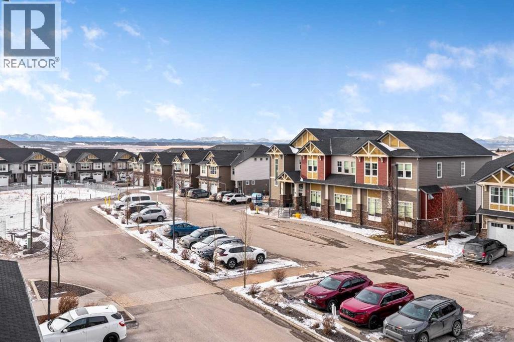 101 Sunset Drive, Cochrane