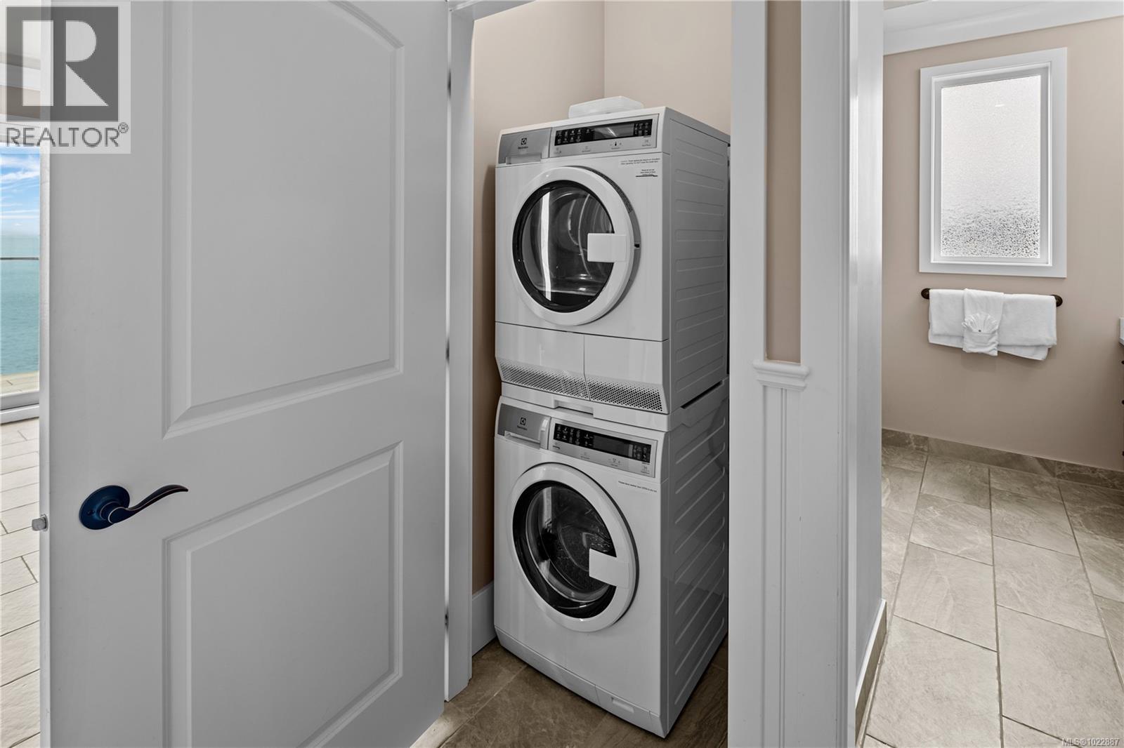 42B 1000 Sookepoint Pl, Sooke