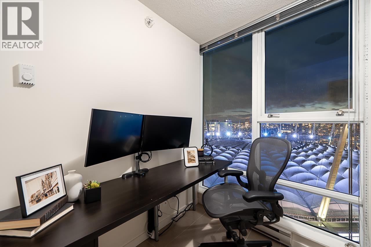 2803 111 W GEORGIA STREET, Vancouver