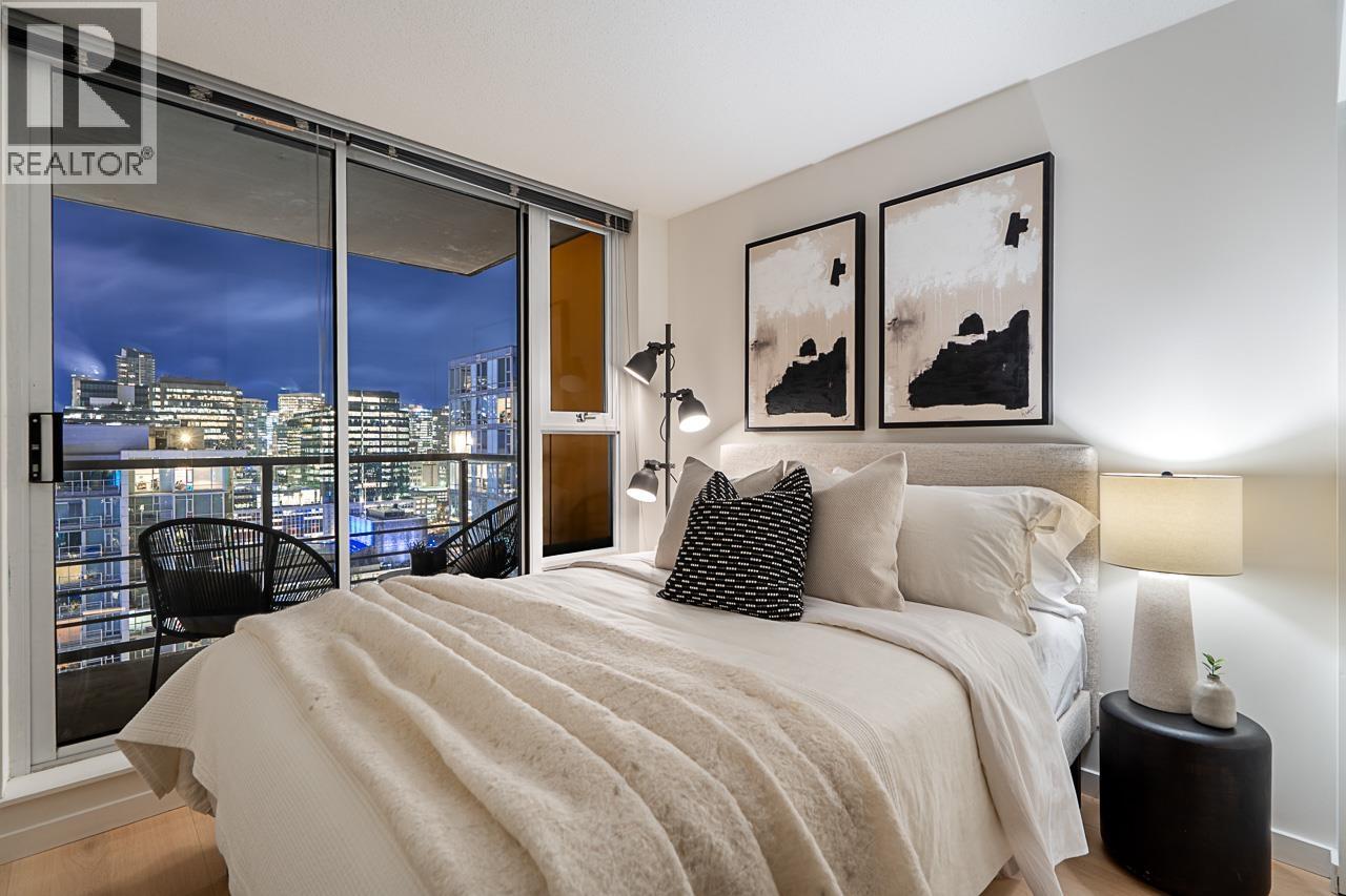 2803 111 W GEORGIA STREET, Vancouver