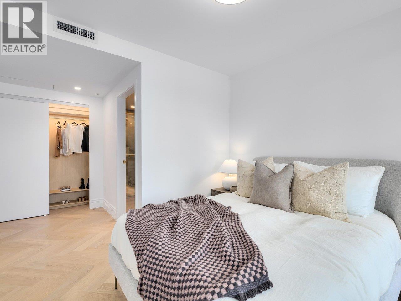 203 2096 W 47TH AVENUE, Vancouver