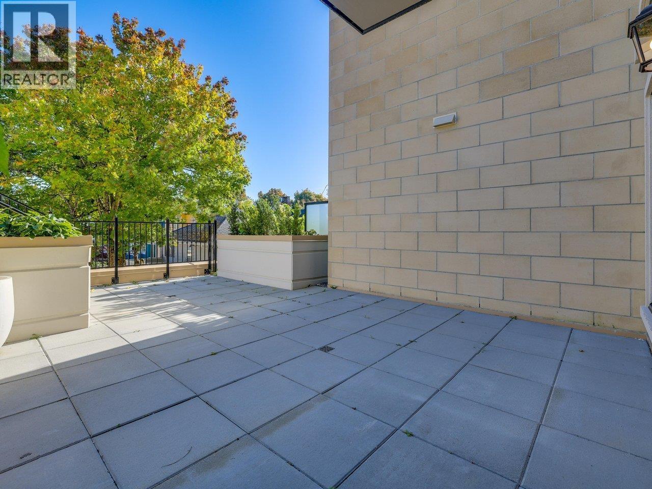 203 2096 W 47TH AVENUE, Vancouver