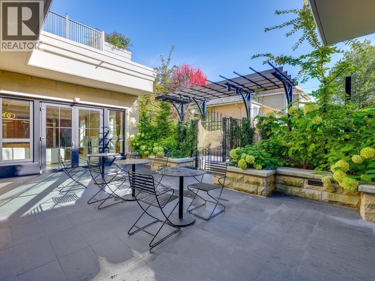 203 2096 W 47TH AVENUE, Vancouver